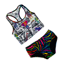 Load image into Gallery viewer, Size 9 swimming briefs